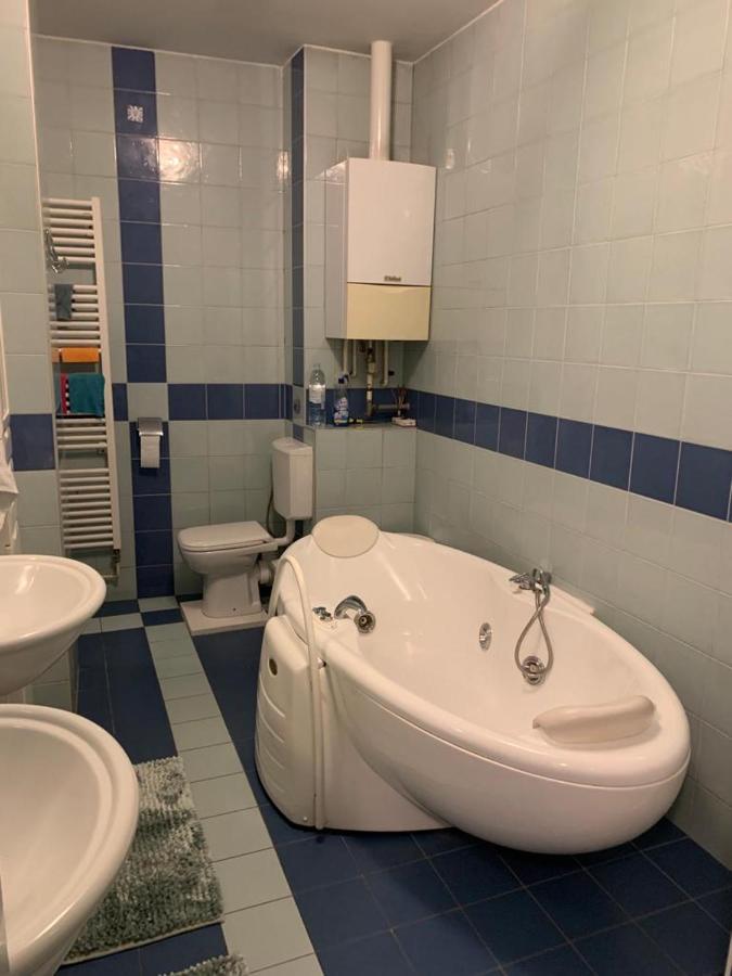 Apartament Apollo *